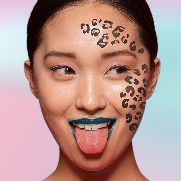 Leopard spots Makeup Stencil detail
